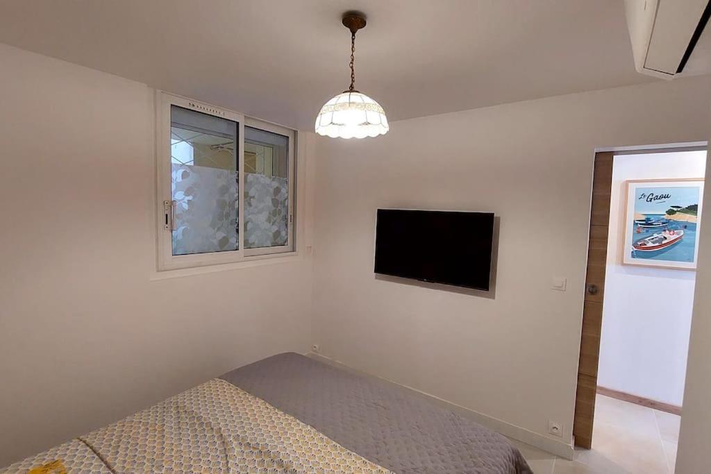 Front De Mer - Emplacement Prise Au Calme - T2 Moderne Et Entierement Climatise - Tout A Pieds 사나리쉬르메르 외부 사진