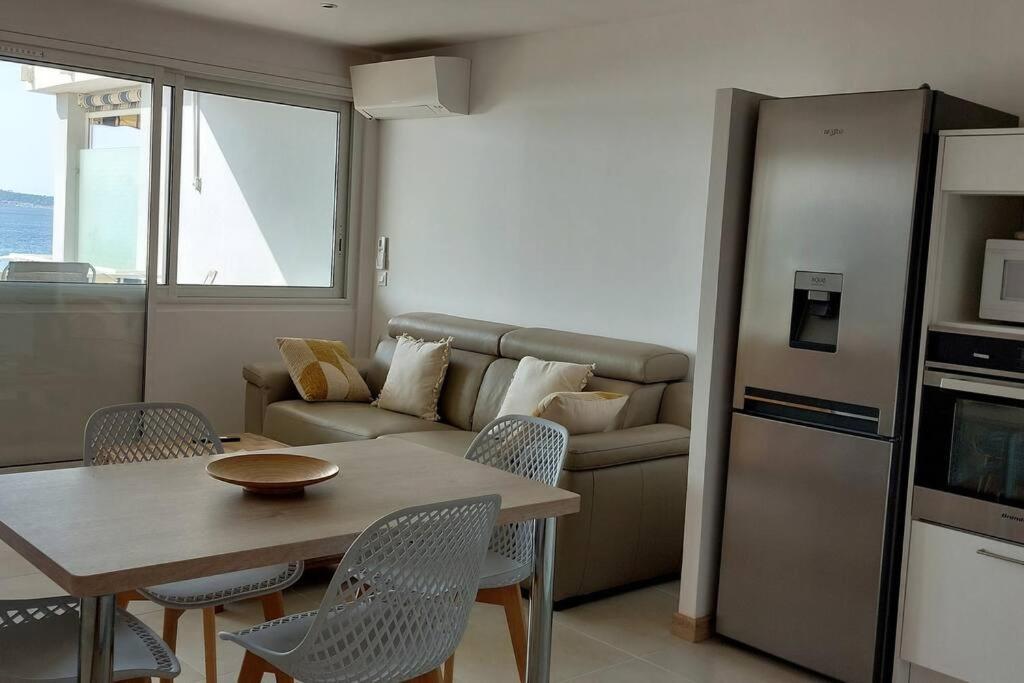 Front De Mer - Emplacement Prise Au Calme - T2 Moderne Et Entierement Climatise - Tout A Pieds 사나리쉬르메르 외부 사진